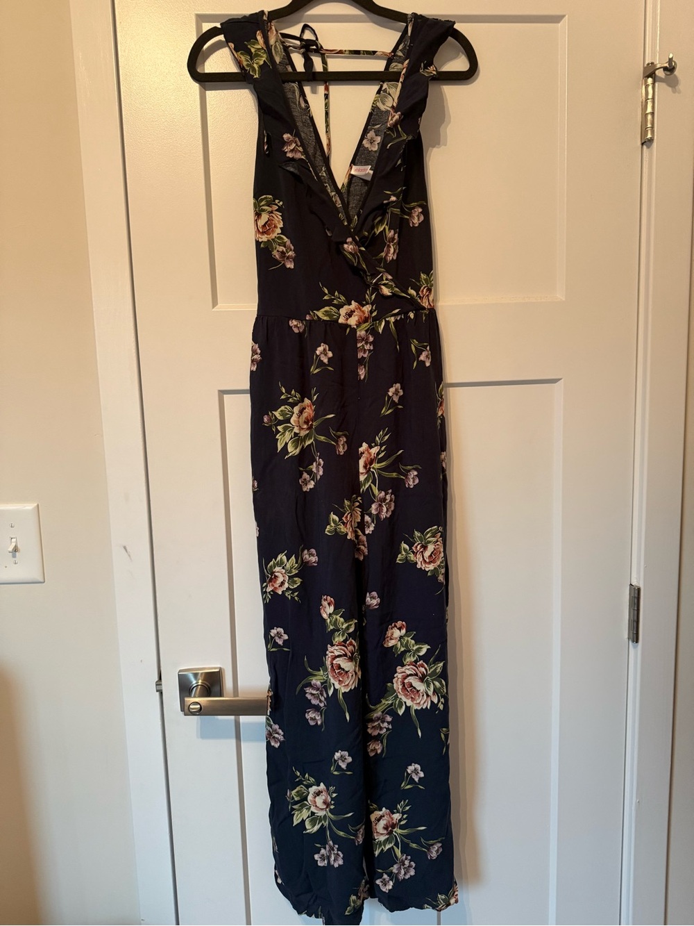 Xhilaration Navy Floral V-Neck Wide-Leg Jumpsuit